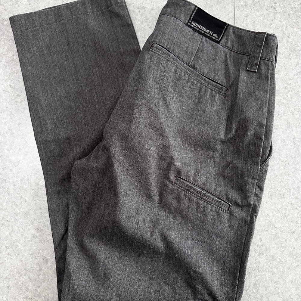 Mens Quiksilver Gray Chinos Straight Leg Size 30